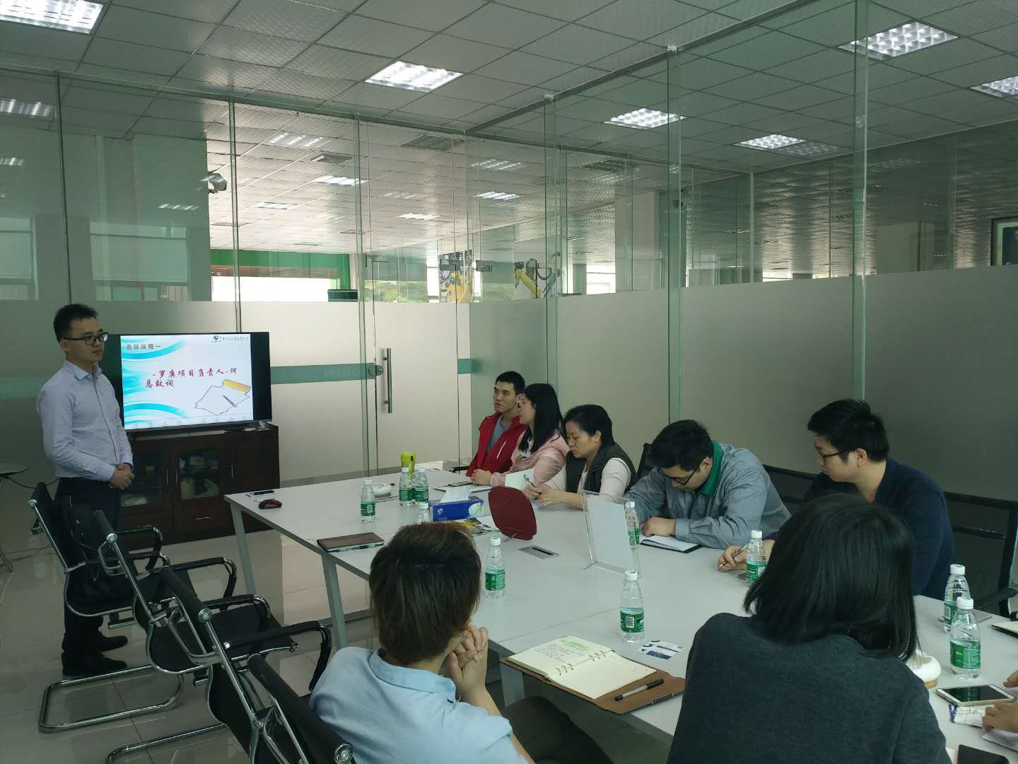 祝贺罗庚机器人签约开云手机入口网页版-开云(中国)ERP
